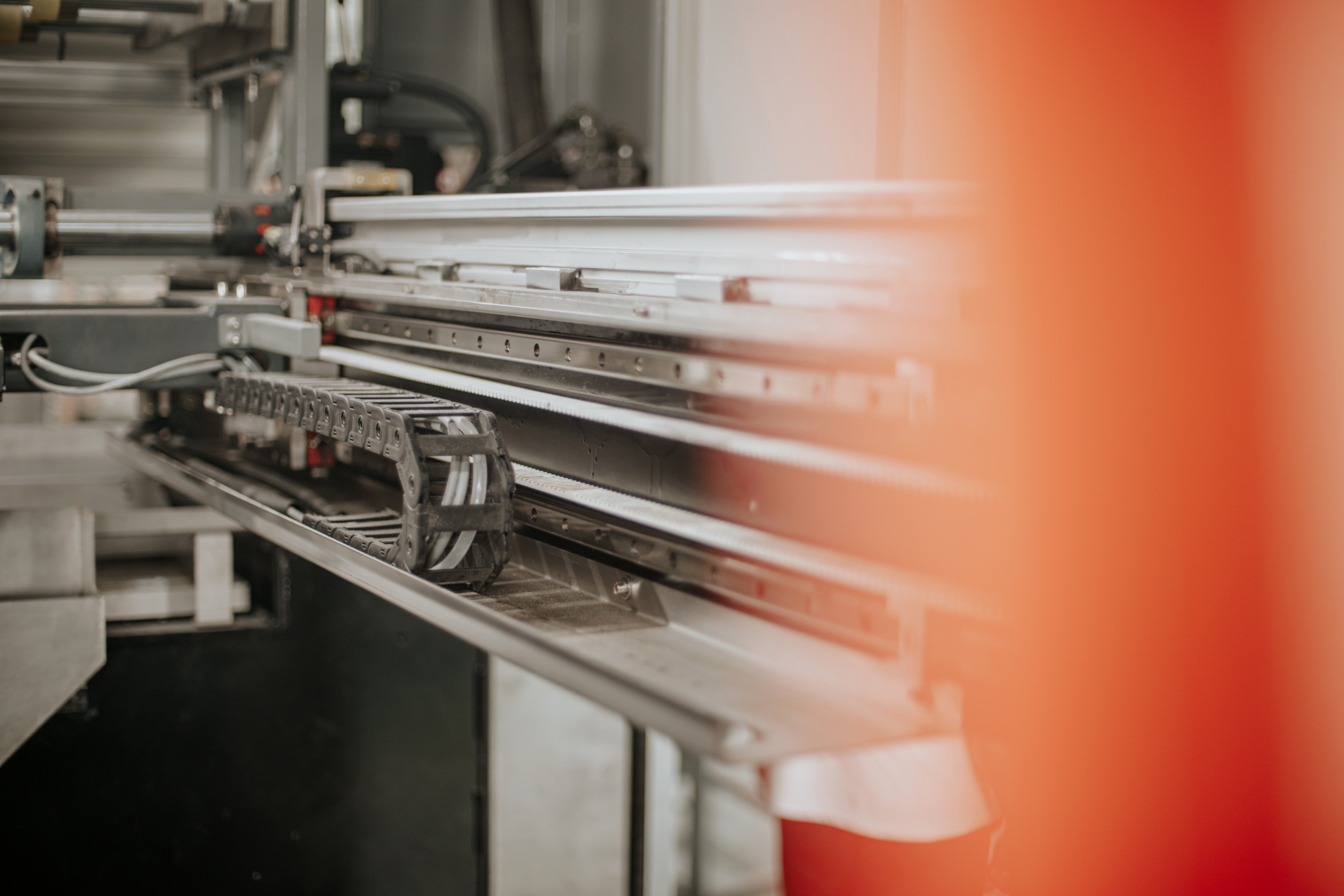 金屬3D打印機(jī)到底值不值得買(mǎi)？看完這篇你就懂了